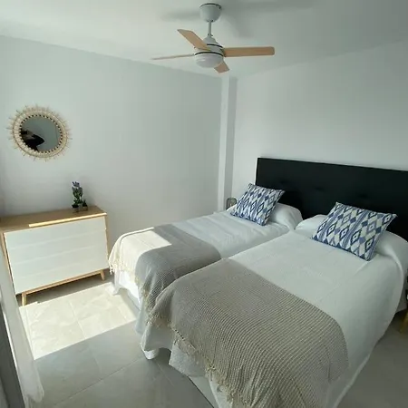 Sea View 6d With Pool In Canamel Apartment